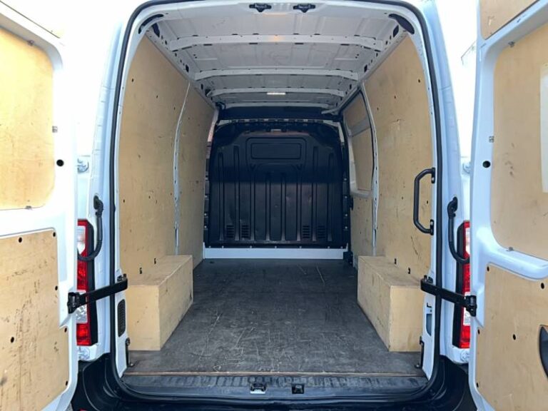 Renault Master FOURGON FGN TRAC F3500 BLUE DCI 135 CONFORT - Image 17 (July 7, 2026)