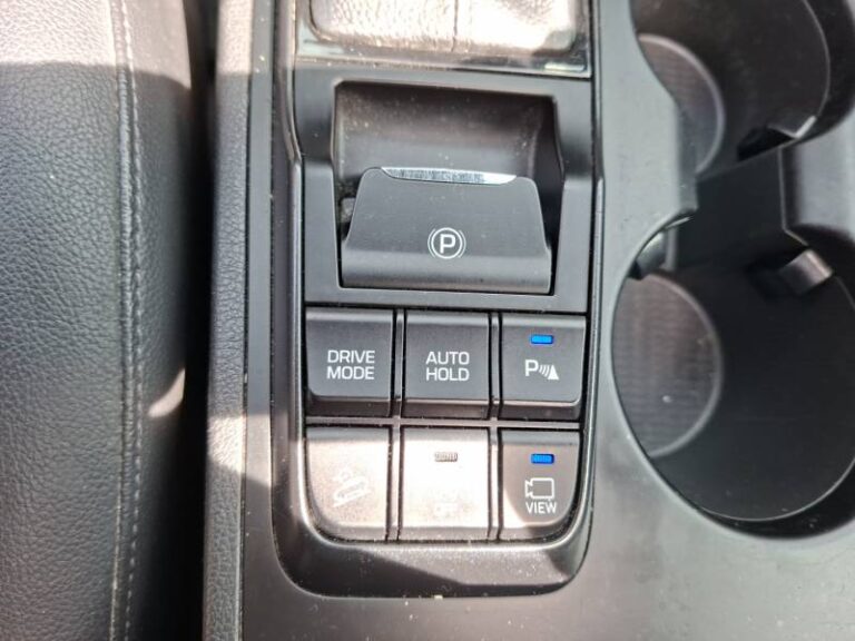 Hyundai Tucson 1.6 CRDi 136 DCT-7 Intuitive - Image 16 (July 7, 2026)