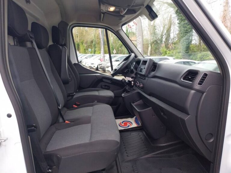Renault Master FOURGON FGN TRAC F3500 BLUE DCI 135 CONFORT - Image 11 (July 7, 2026)