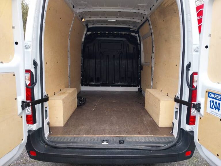 Renault Master FOURGON FGN TRAC F3500 BLUE DCI 135 CONFORT - Image 15 (July 7, 2026)