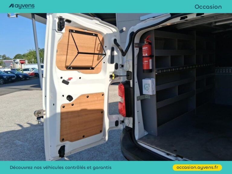 Peugeot Expert Fg Standard 2.0 BlueHDi 150ch S&S Asphalt - Image 18 (July 7, 2026)