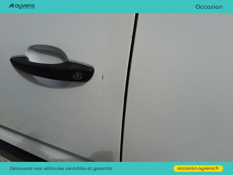 Citroën Berlingo Van XL 950kg BlueHDi 130 S&S Club EAT8 - Image 17 (July 7, 2026)