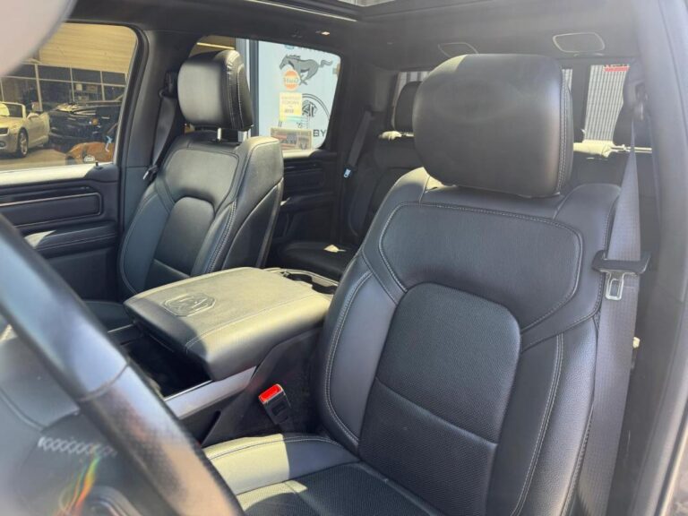 Dodge Ram LARAMIE SPORT V8 5,7L HEMI - Image 10 (July 7, 2026)