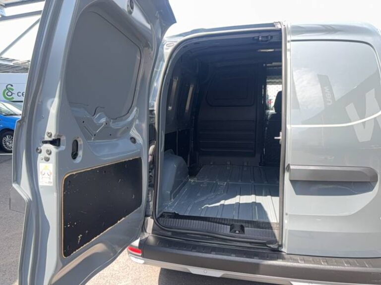 Renault Kangoo Van BLUE DCI 95 EXTRA SESAME OUVRE TOI - Image 18 (July 7, 2026)