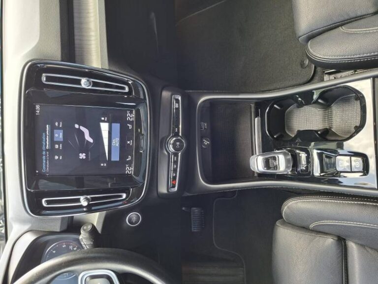 Volvo XC40 D3 AdBlue 150 ch Geartronic 8 Inscription - Image 15 (July 7, 2026)