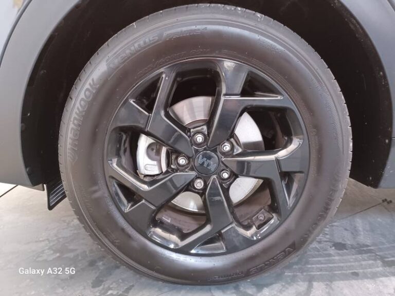 Kia Sportage 1.6 CRDi 136ch MHEV ISG DCT7 4×2 Black Edition - Image 10 (July 7, 2026)