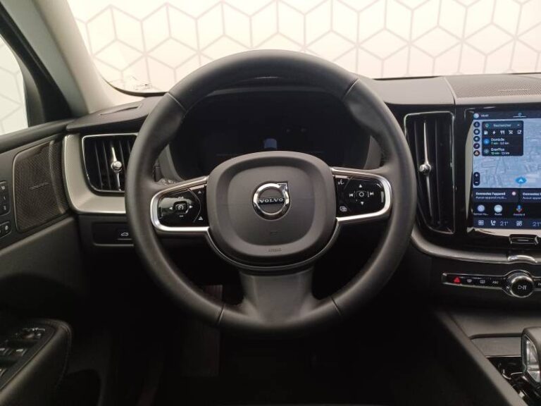 Volvo XC60 T6 AWD Hybride rechargeable 253 ch+145 ch Geartronic 8 Ultra Style Chrome - Image 13 (July 7, 2026)