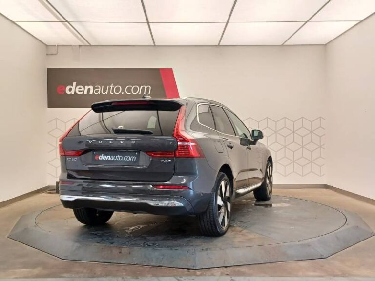 Volvo XC60 T6 AWD Hybride rechargeable 253 ch+145 ch Geartronic 8 Ultra Style Chrome - Image 02 (July 7, 2026)
