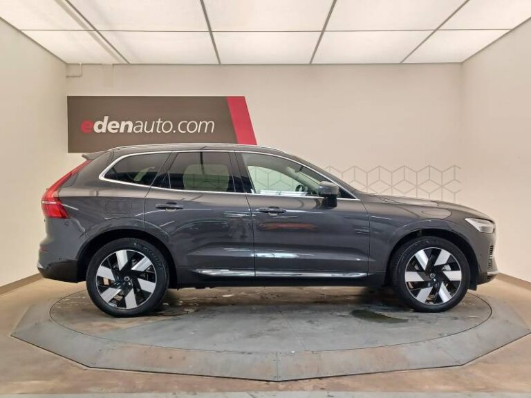 Volvo XC60 T6 AWD Hybride rechargeable 253 ch+145 ch Geartronic 8 Ultra Style Chrome - Image 03 (July 7, 2026)