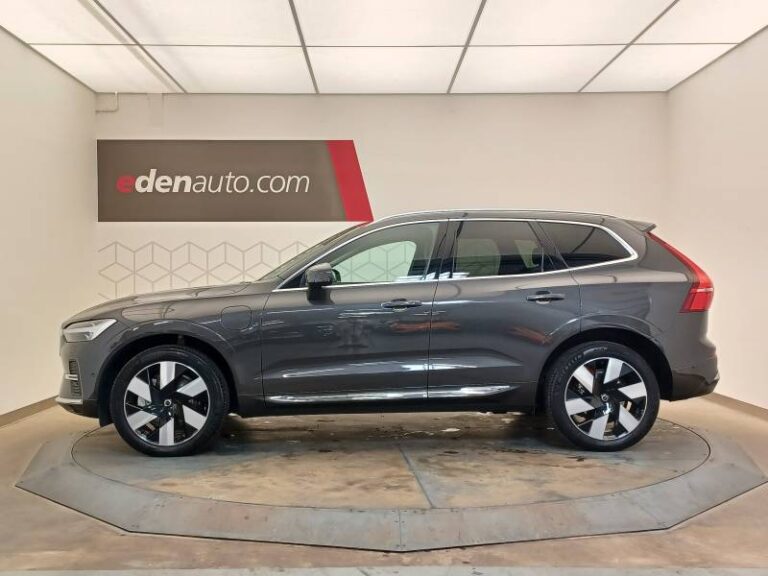 Volvo XC60 T6 AWD Hybride rechargeable 253 ch+145 ch Geartronic 8 Ultra Style Chrome - Image 04 (July 7, 2026)