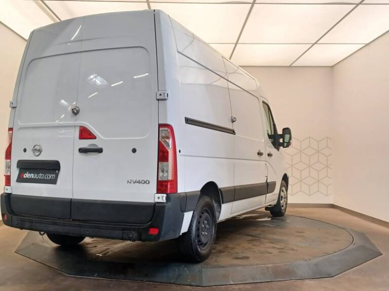 Nissan NV400 FOURGON 3.5T 2.3 DCI 135 OPTIMA - Image 02 (July 7, 2026)
