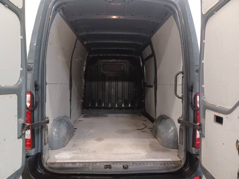 Nissan Interstar FOURGON 3T3 2.3 DCI 135 N-CONNECTA - Image 16 (July 7, 2026)