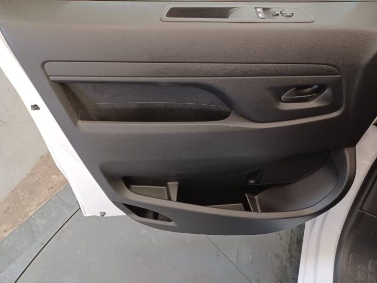 Opel Vivaro FOURGON FGN TAILLE M BLUEHDI 120 S&S BVM6 - Image 13 (July 7, 2026)