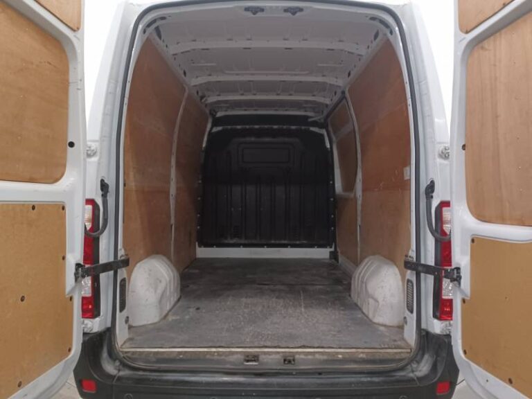Nissan NV400 FOURGON 3.3T 2.3 DCI TT 145 S/S OPTIMA - Image 16 (July 7, 2026)