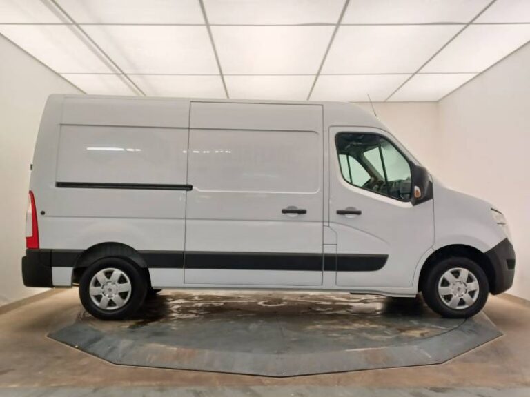 Nissan NV400 FOURGON 3.3T 2.3 DCI TT 145 S/S OPTIMA - Image 03 (July 7, 2026)