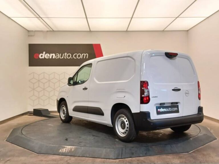 Opel Combo (30) CARGO M 650 KG BLUEHDI 100 S&S BVM6 - Image 03 (July 7, 2026)