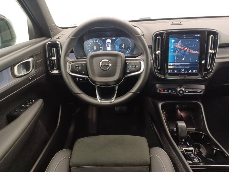 Volvo XC40 T5 Recharge 180+82 ch DCT7 Ultimate - Image 13 (July 7, 2026)