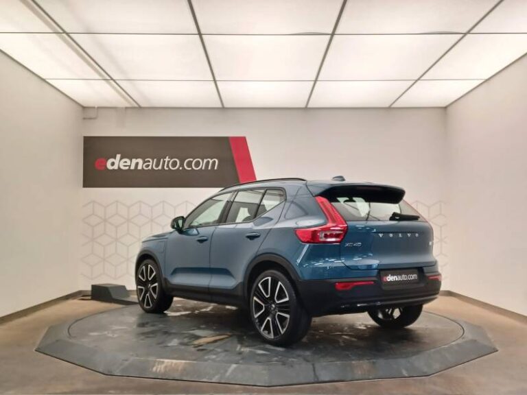 Volvo XC40 T5 Recharge 180+82 ch DCT7 Ultimate - Image 02 (July 7, 2026)