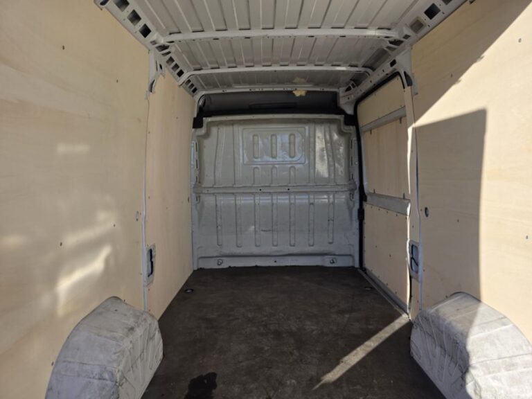 Fiat Ducato III 3.5 M H2 3.0 GNV 140 Pack Professional 4 portes (juil. 2019) (co2 234) - Image 13 (July 7, 2026)