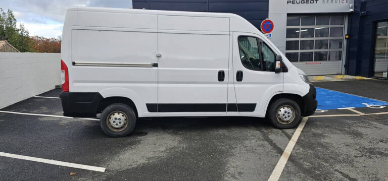 Fiat Ducato III 3.5 M H2 3.0 GNV 140 Pack Professional 4 portes (juil. 2019) (co2 234) - Image 03 (July 7, 2026)
