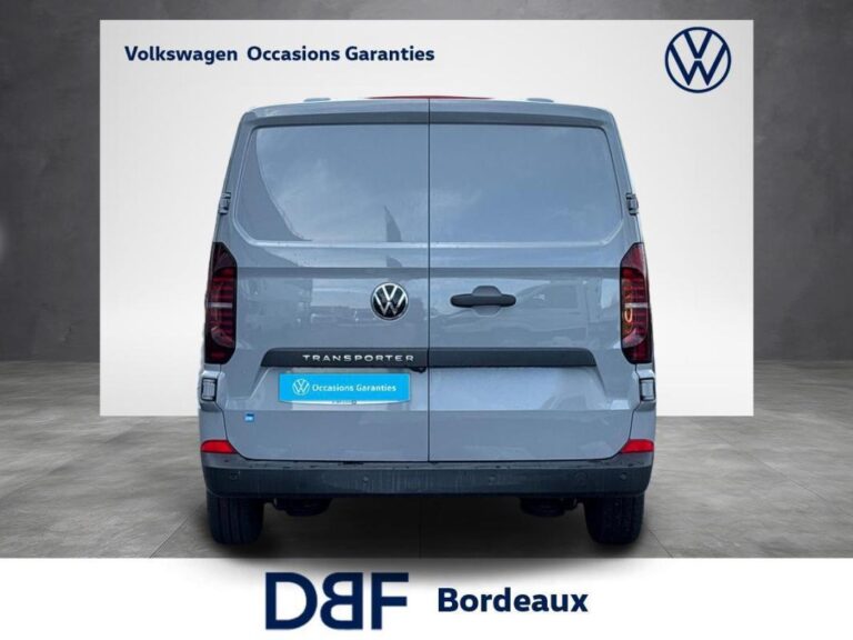 Volkswagen Transporter VAN TDI 150 CH BVA8 L2 - Image 04 (July 7, 2026)