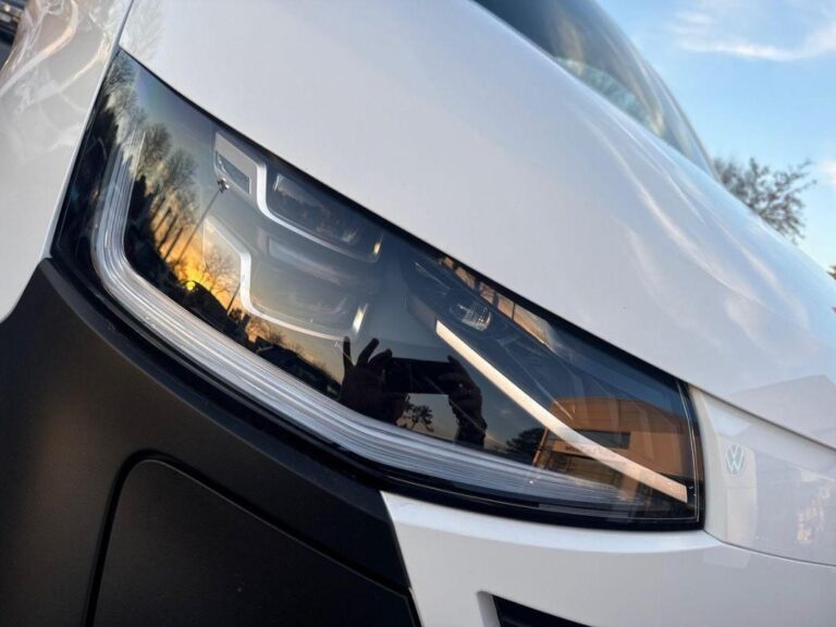 Volkswagen Transporter E VAN (64KWH/210KW) L1 - Image 15 (July 7, 2026)