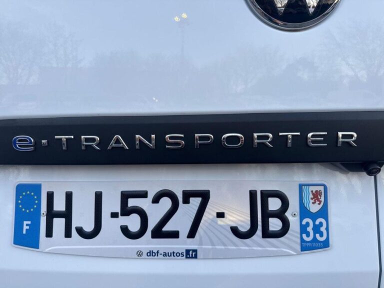 Volkswagen Transporter E VAN (64KWH/210KW) L1 - Image 16 (July 7, 2026)