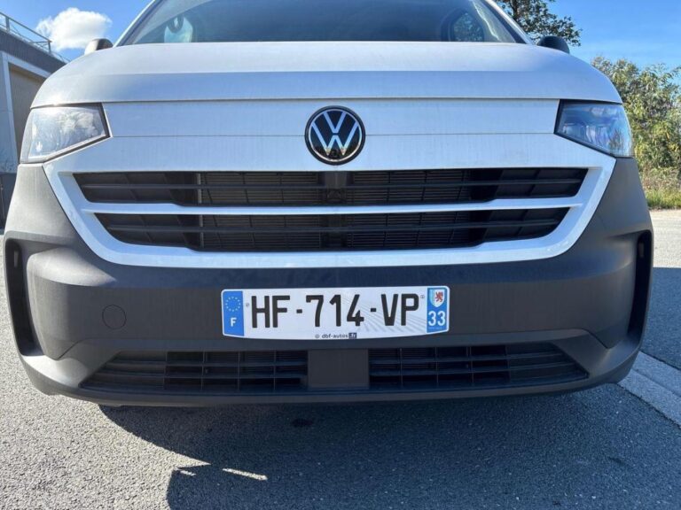 Volkswagen Transporter VAN TDI 150 CH BVM6 L1 - Image 08 (July 7, 2026)