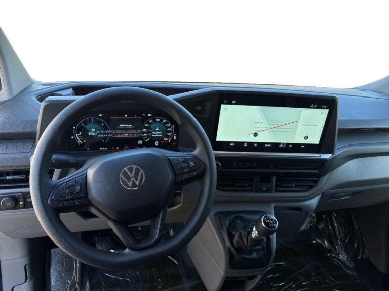 Volkswagen Transporter VAN TDI 150 CH BVM6 L1 - Image 09 (July 7, 2026)