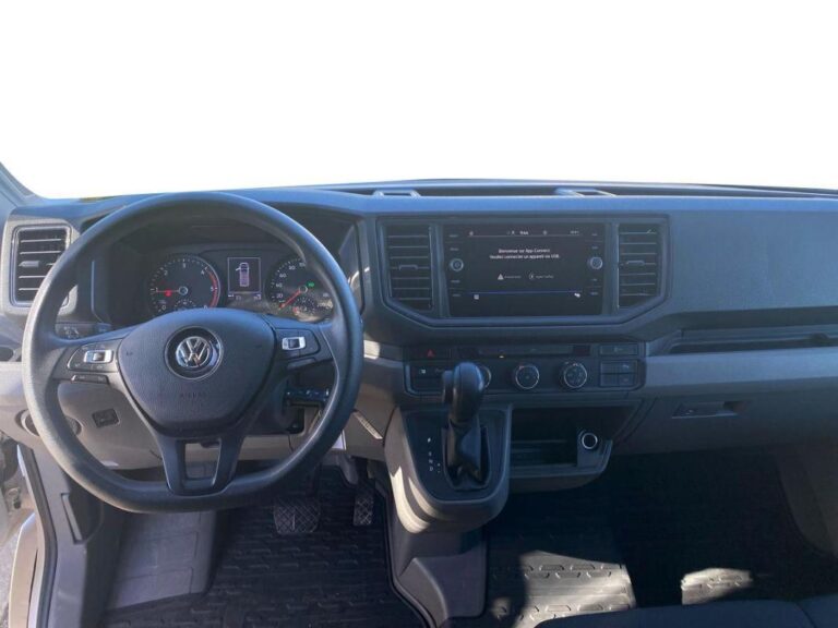 Volkswagen Crafter VAN 35 2.0 TDI 140 CH BVA BUSINESS - Image 08 (July 7, 2026)