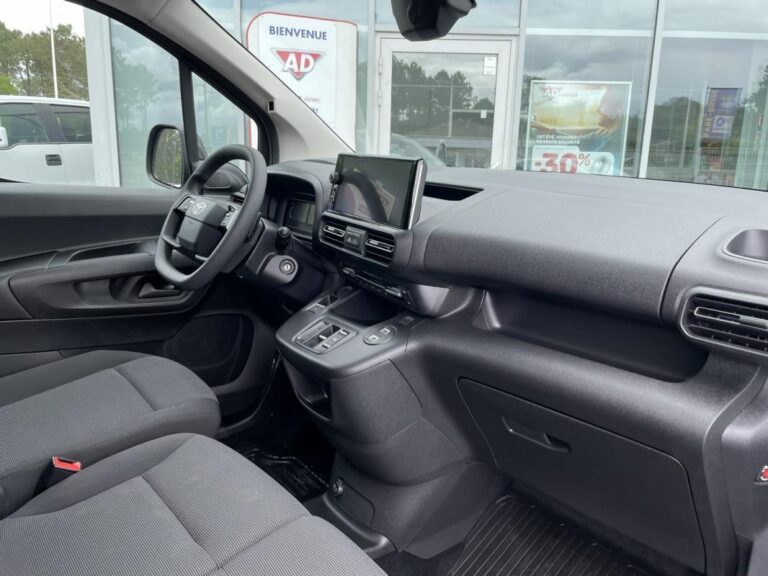 Toyota Proace City LONG D4D 130 BOITE AUTOMATIQUE – GARANTIE TOYOTA 3 ANS NEUF - Image 08 (July 7, 2026)