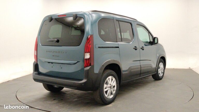Peugeot Partner ALLURE TAILLE M BHDI 130 EAT8 – N1 -GARANTIE CONSTRUCTEUR KANGOO CADDY BERLINGO - Image 05 (July 7, 2026)
