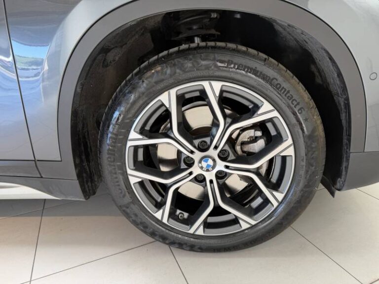 BMW X1 xDrive 25e 220 ch BVA6 xLine - Image 16 (July 7, 2026)