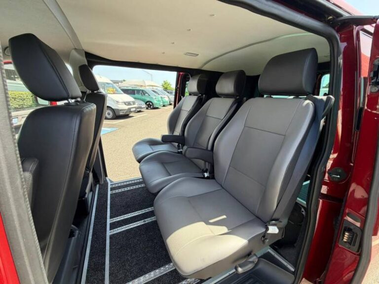 Volkswagen Transporter FOURGON 6.1 VAN PROCAB 2.0 TDI 150 DSG7 EDITION - Image 06 (July 7, 2026)