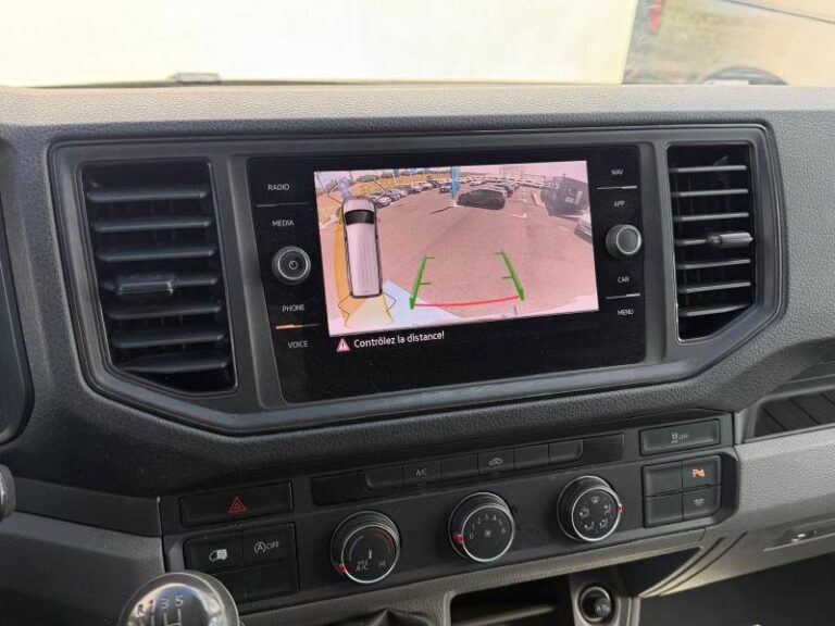 Volkswagen Crafter FOURGON VAN 30 2.0 TDI 140 CH BUSINESS LINE - Image 04 (July 7, 2026)