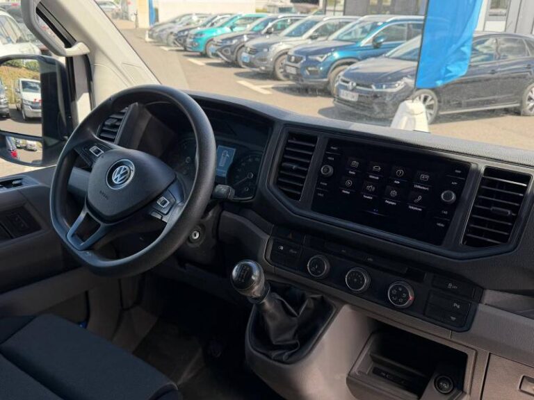 Volkswagen Crafter FOURGON VAN 30 2.0 TDI 140 CH BUSINESS LINE - Image 07 (July 7, 2026)