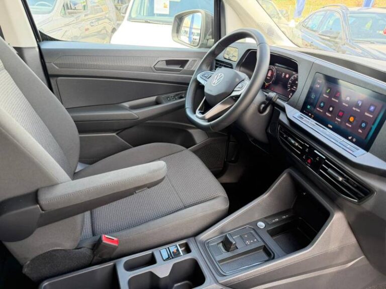 Volkswagen Caddy (30) CARGO 1.5 TSI 116 DSG7 BUSINESS - Image 05 (July 7, 2026)