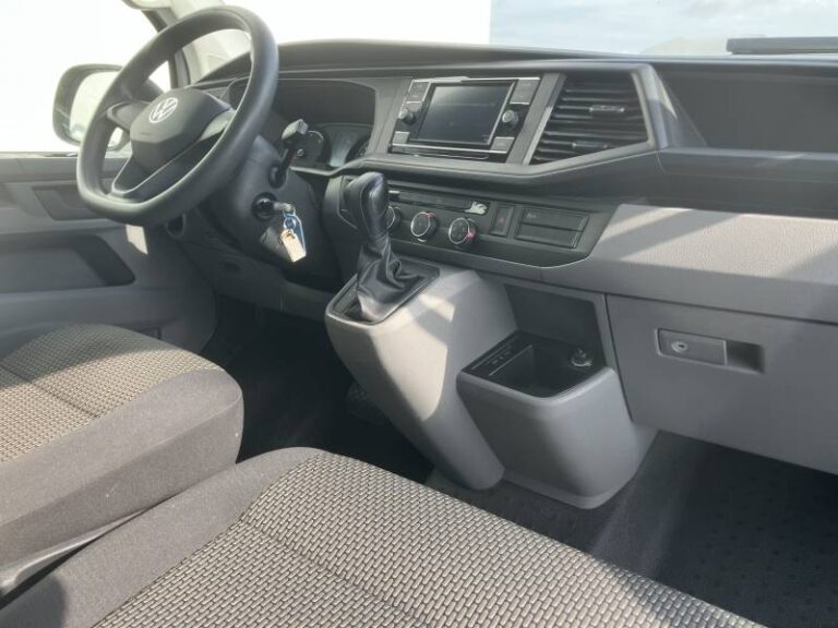 Volkswagen Transporter FOURGON 6.1 VAN 2.0 TDI 150 DSG7 BUSINESS - Image 05 (July 7, 2026)