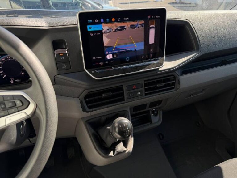 Volkswagen Crafter FOURGON VAN 30 2.0 TDI 140 CH BUSINESS - Image 10 (July 7, 2026)