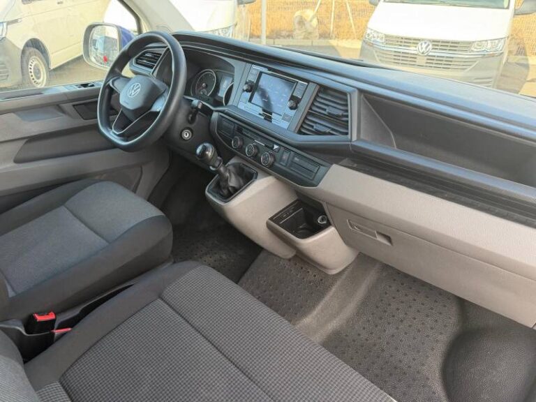 Volkswagen Transporter FOURGON 6.1 VAN 2.0 TDI 150 BVM6 4MOTION BUSINESS - Image 04 (July 7, 2026)