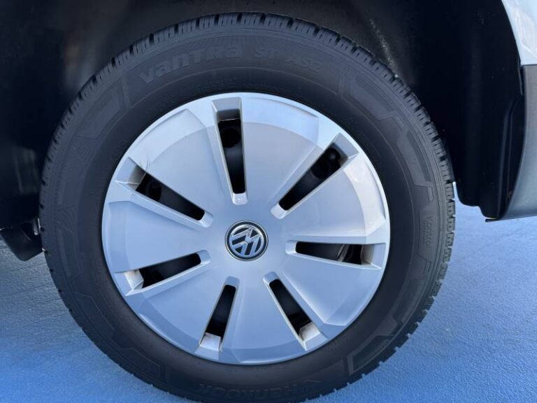 Volkswagen Transporter FOURGON 6.1 VAN 2.0 TDI 150 DSG7 BUSINESS - Image 15 (July 7, 2026)
