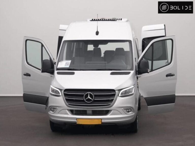 Mercedes Sprinter TOURER BENZ 319 CDI, 10 PLACES, WEBASTO, TV, MINIBUS, TAXI VIP - Image 10 (July 7, 2026)