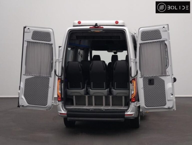Mercedes Sprinter TOURER BENZ 319 CDI, 10 PLACES, WEBASTO, TV, MINIBUS, TAXI VIP - Image 11 (July 7, 2026)