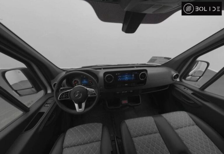 Mercedes Sprinter TOURER BENZ 319 CDI, 10 PLACES, WEBASTO, TV, MINIBUS, TAXI VIP - Image 19 (July 7, 2026)
