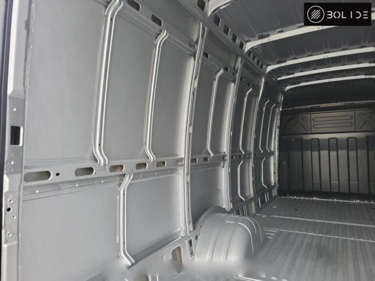Iveco Daily FOURGON IVECO FGN 35C18 HI-MATIC 180CV - Image 19 (July 7, 2026)