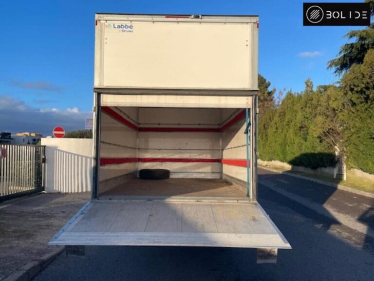 Fiat Ducato CHASSIS CABINE CC 3.5 L H3-POWER 140 CH PRO LOUNGE - Image 04 (July 7, 2026)
