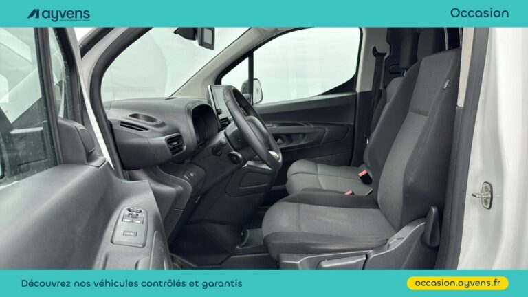 Citroën Berlingo Van XL 950kg BlueHDi 100 S&S Driver - Image 09 (July 7, 2026)