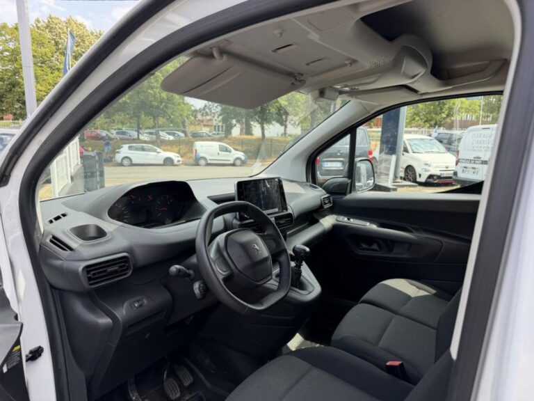Peugeot Partner III Taille M 650kg BlueHDi 100 S&S BVM6 - Image 05 (July 7, 2026)