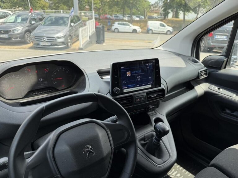 Peugeot Partner III Taille M 650kg BlueHDi 100 S&S BVM6 - Image 07 (July 7, 2026)