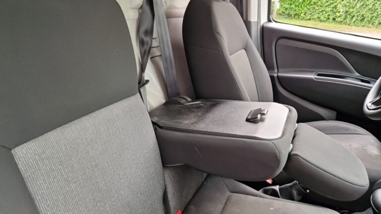 Fiat Doblo Cargo FT 1.6 MULTIJET 105 PRO LOUNGE - Image 08 (July 7, 2026)